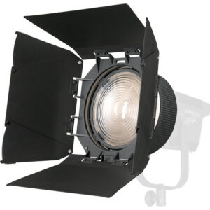 Nanlite FL-20G Fresnel Lens con barndoors metálicos