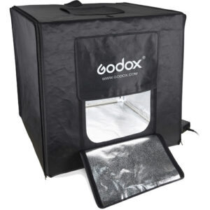Godox LST60 Light Tent de 60x60x60 cm con iluminación LED y puertos de disparo frontal y superior.​